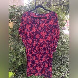 Lands' End Red and Navy Floral coverup Sz L
